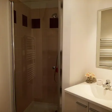 Lumineux A 2 Pas De La Апартаменты