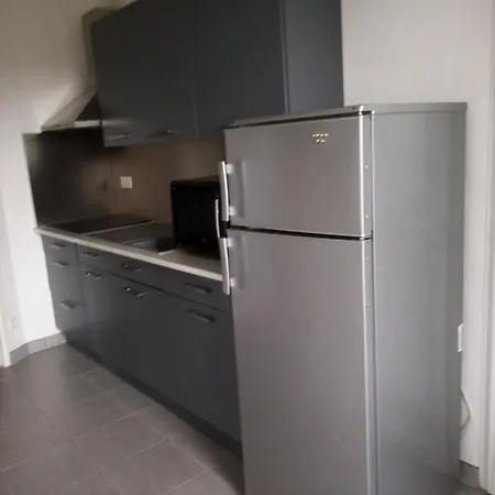 Lumineux A 2 Pas De La * Ле-Шато-д'Олерон